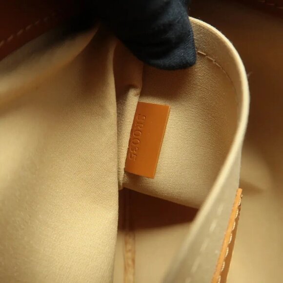 100% Authentic Louis Vuitton  Brown Monogram Cloth Shoulder Bag 778-111024 - Picture 11 of 12